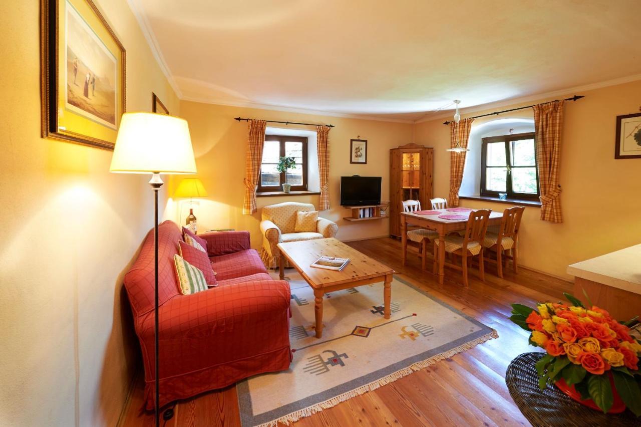 Ferienapartments Gutshof Brandis Lana Dış mekan fotoğraf